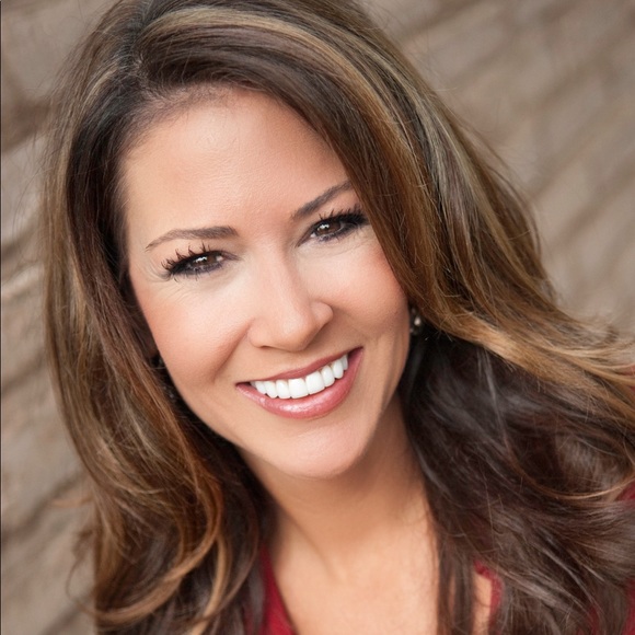 Meet the Posher Other - Meet your Posher, Angie